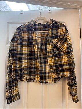 Women's Plaid Cropped Flannel shirt- Yellow/Black